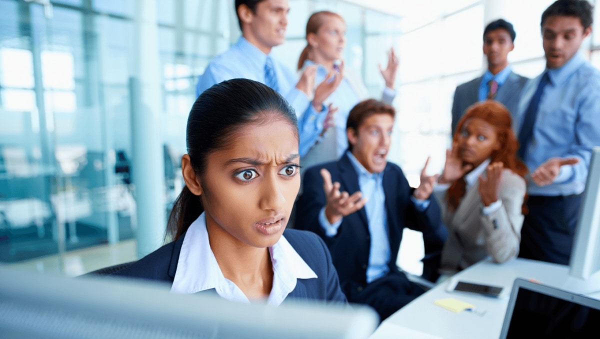 NRI reveals 5 things nobody warned her about working in India. The internet is divided etimes.in / Jul 17, 2026, 21:15 (IST) An NRI's post detailing Indian office culture challenges has resonated widely online. Many professionals shared similar experiences after returning to India from abroad. Common issues include meeting delays and a different sense of workplace urgency. Observations also touched upon office dynamics and feedback reception among colleagues. These shared experiences highlight a familiar reality for many Indian workers.
